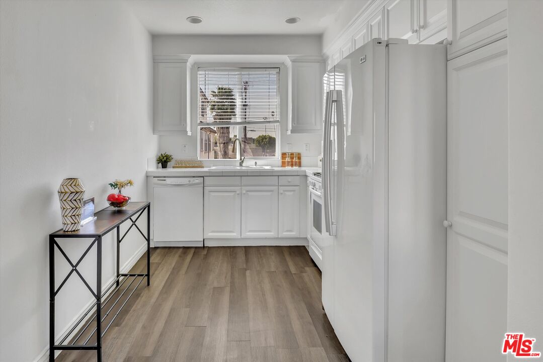 659 South A Street Oxnard, CA 93030 - Photo 5 of 17