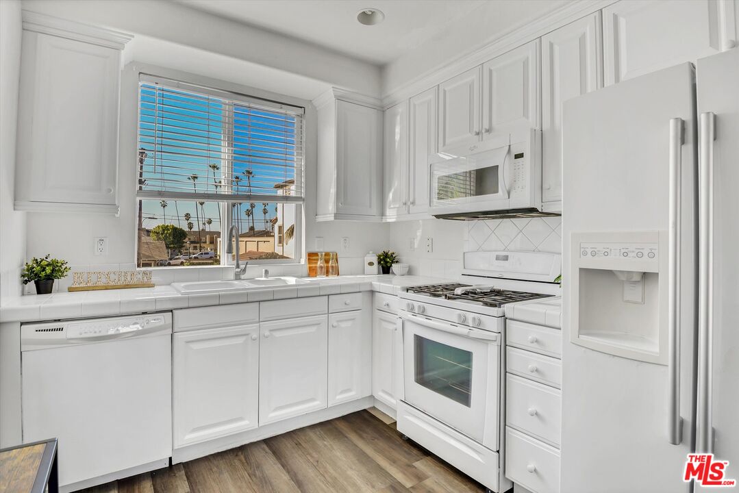 659 South A Street Oxnard, CA 93030 - Photo 6 of 17