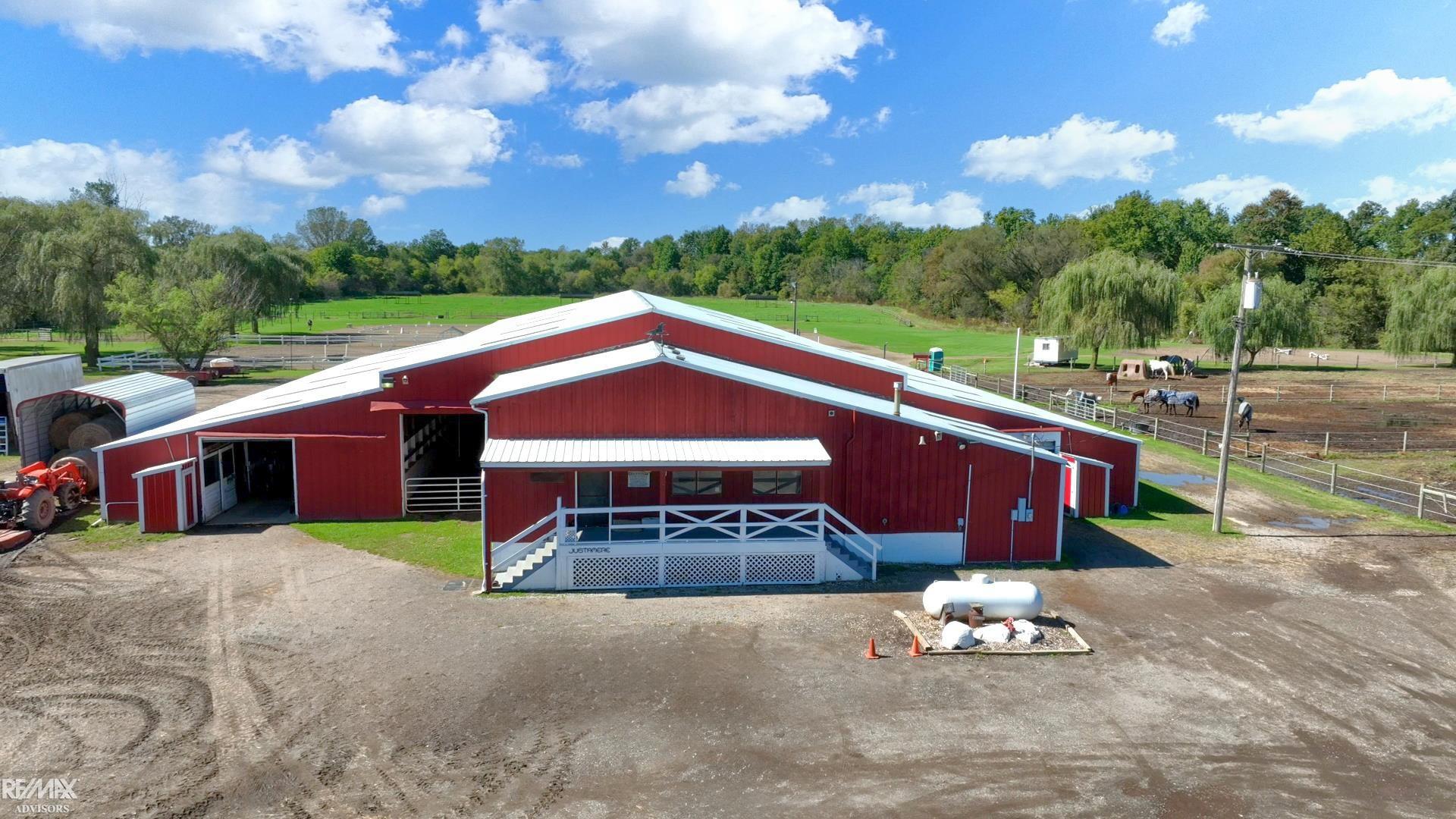 56295 Card Road Macomb, MI 48042 - Photo 56 of 69 50157298-8ef8e03d-2e0a-401b-af30-7c33a4316dc3.JPG