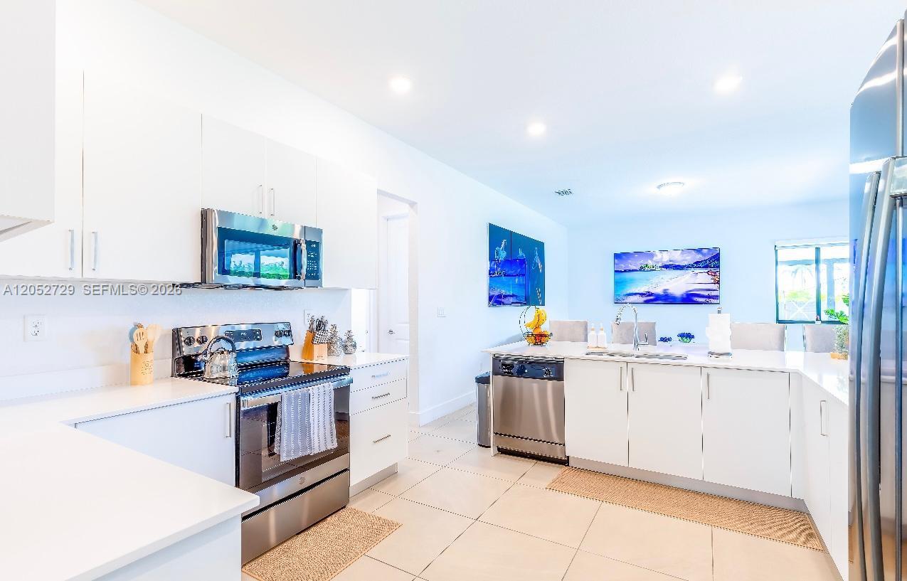 13218 Southwest 230th Street Miami, FL 33170 - Photo 8 of 28