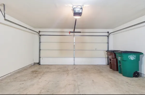 $375,000 | 2105 Town Centre Drive, Unit 39, Round Rock, TX 78664