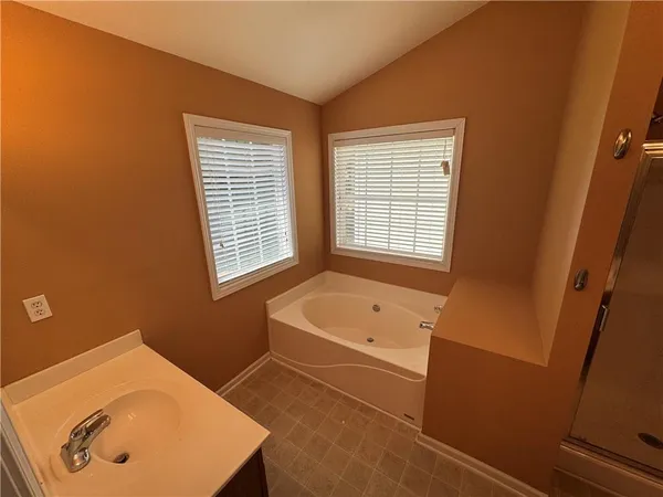 $2,350 | 6902 Grand Hickory Drive, Braselton, GA 30517