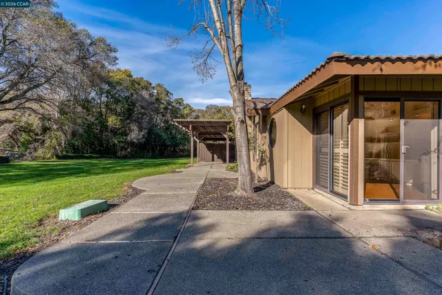 $719,900 | 15 Fairway Place, Fairfield, CA 94534