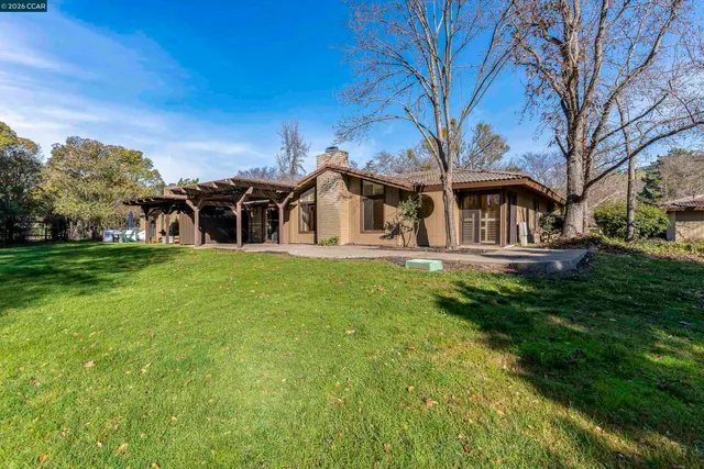 $719,900 | 15 Fairway Place, Fairfield, CA 94534