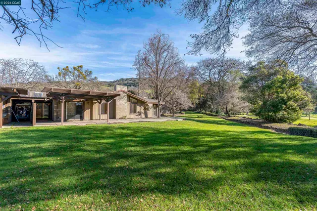 $719,900 | 15 Fairway Place, Fairfield, CA 94534