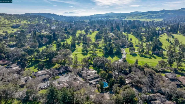 $719,900 | 15 Fairway Place, Fairfield, CA 94534