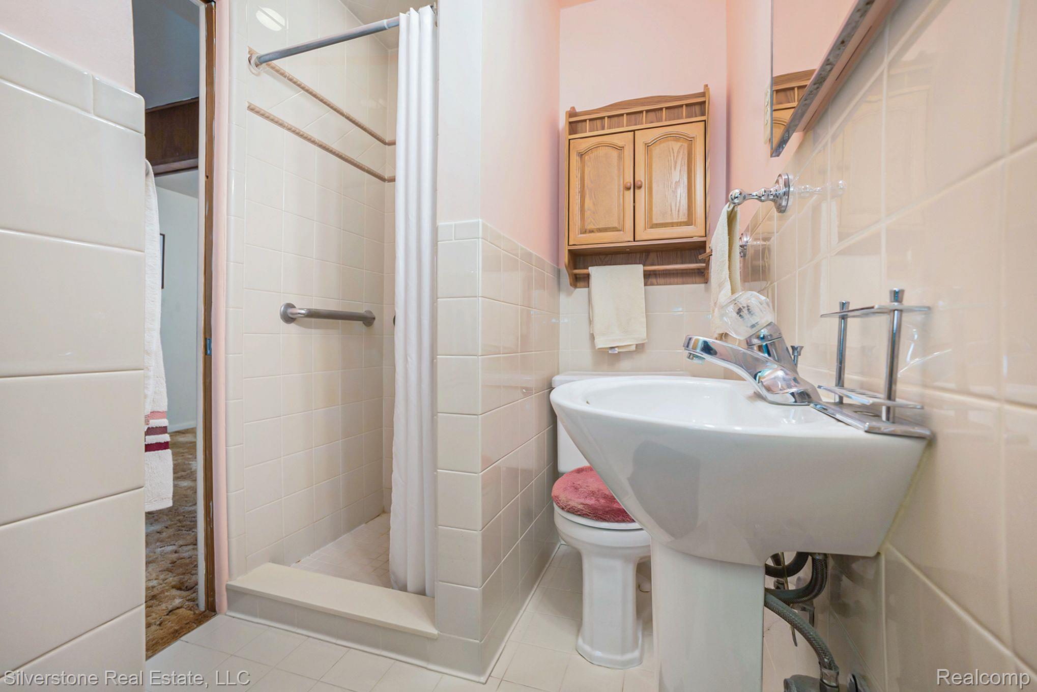 11884 Kaeding Road Romeo, MI 48065 - Photo 13 of 27 Gallery Image 13