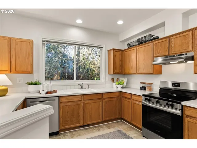 $470,000 | 7415 Southwest Neptune Terrace, Beaverton, OR 97007