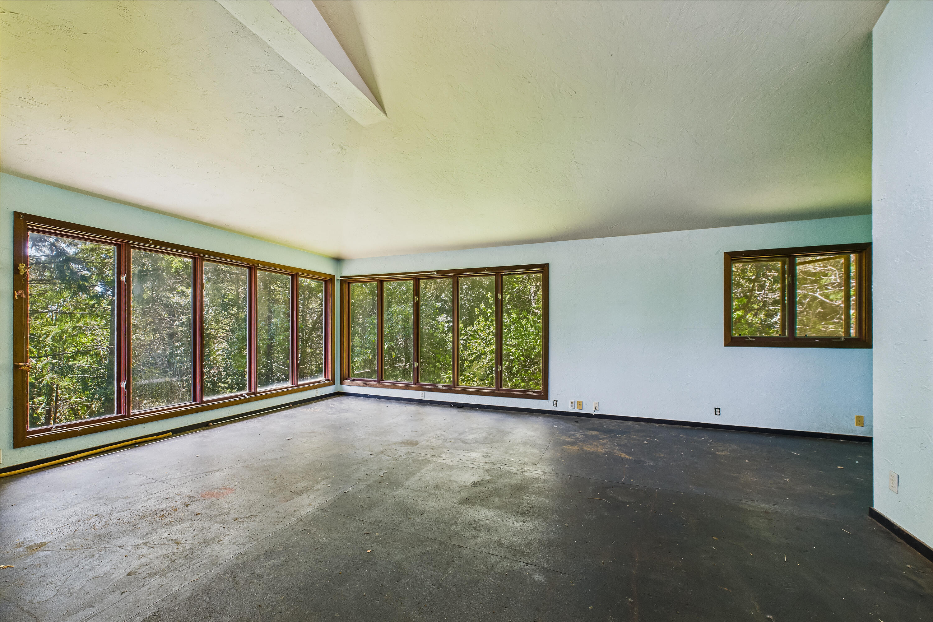 1520 Elk Rdg Road Redway, CA 95560 - Photo 23 of 86