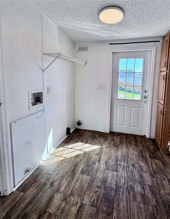 4300 Meadow Ridge Avenue Mulberry, FL 33860 - Photo 19 of 25 an empty room with wooden floor and windows