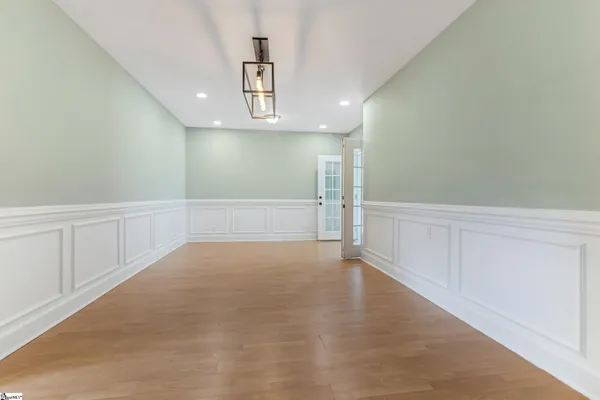 $449,900 | 201 South Pliney Circle, Simpsonville, SC 29681