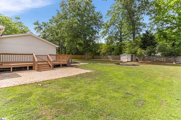 $449,900 | 201 South Pliney Circle, Simpsonville, SC 29681