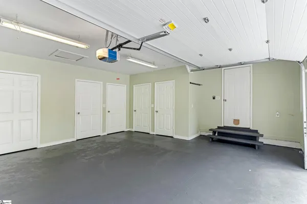$449,900 | 201 South Pliney Circle, Simpsonville, SC 29681