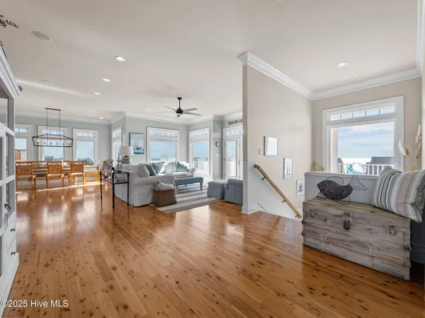 $2,825,000 | 6414 Ocean Drive, Emerald Isle, NC 28594