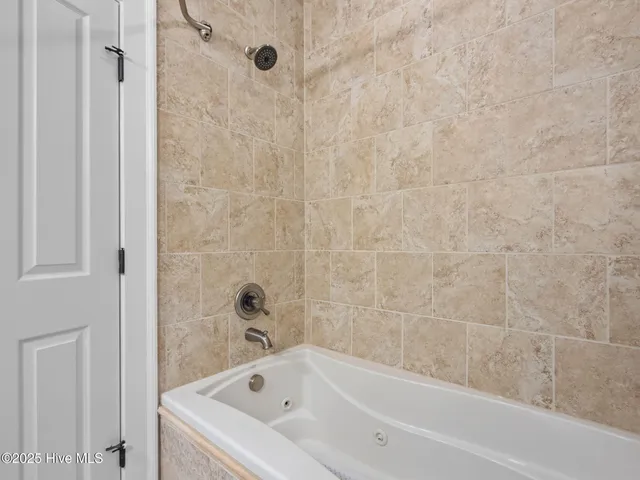 $2,825,000 | 6414 Ocean Drive, Emerald Isle, NC 28594