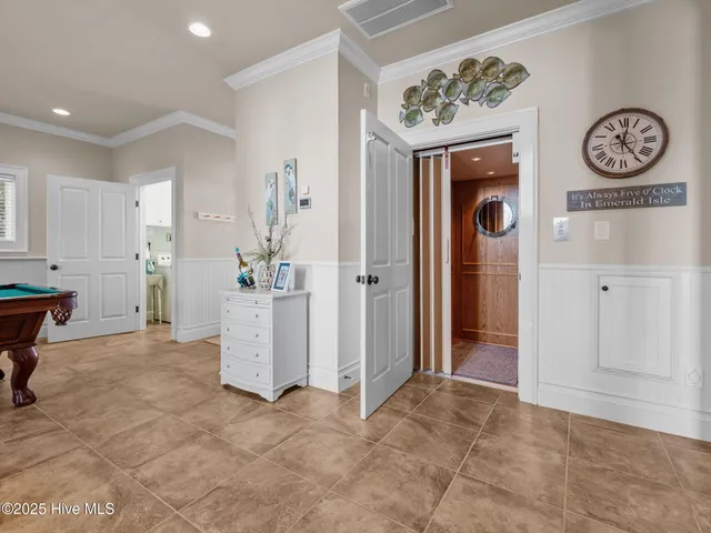 $2,825,000 | 6414 Ocean Drive, Emerald Isle, NC 28594