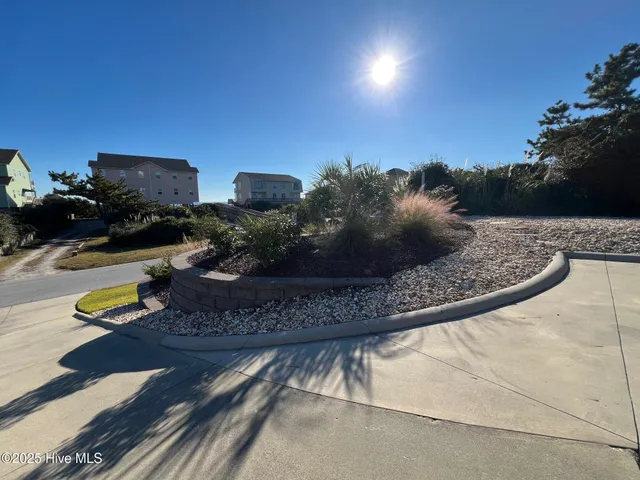 $2,825,000 | 6414 Ocean Drive, Emerald Isle, NC 28594