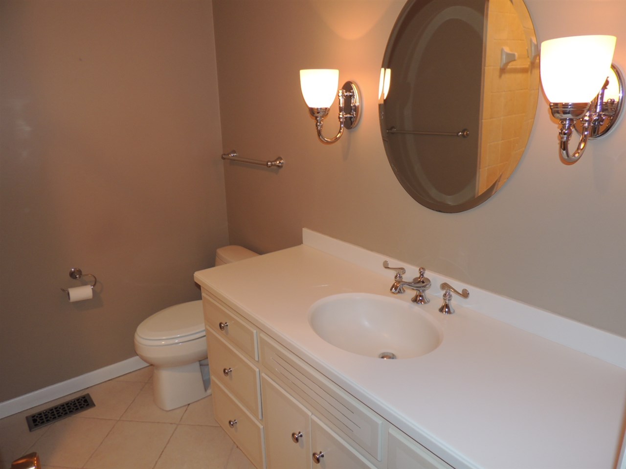 1550 South Williams Road Frankfort, IN 46041 - Photo 13 of 18 Gallery Image 13