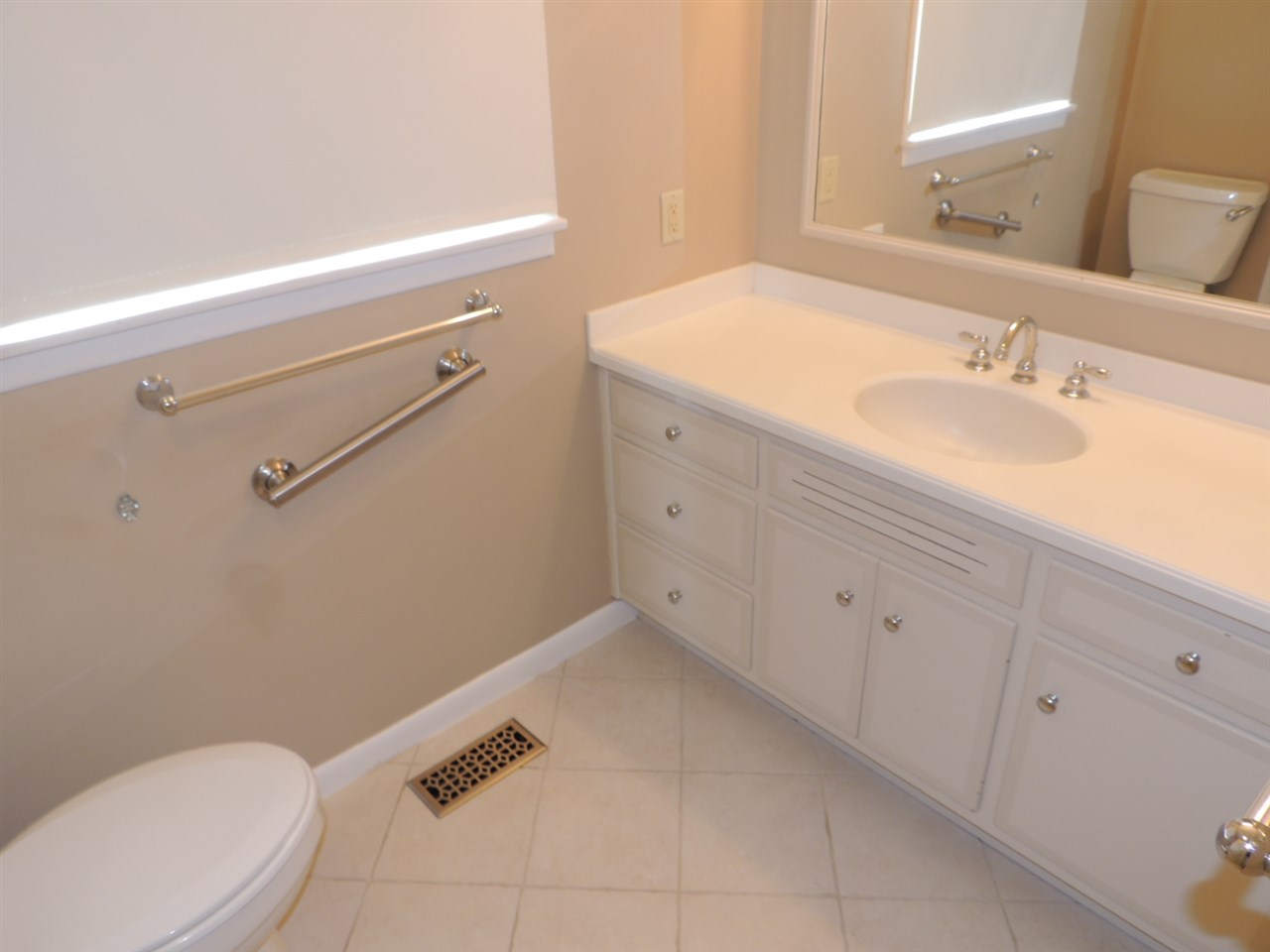 1550 South Williams Road Frankfort, IN 46041 - Photo 9 of 18 Gallery Image 9