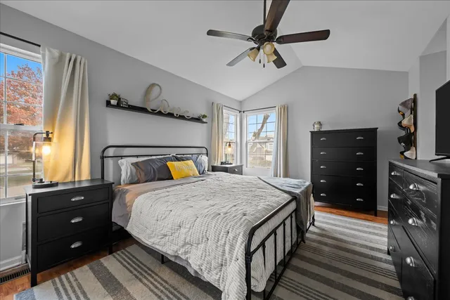 $320,000 | 8 Ione Drive, Unit C, South Elgin, IL 60177