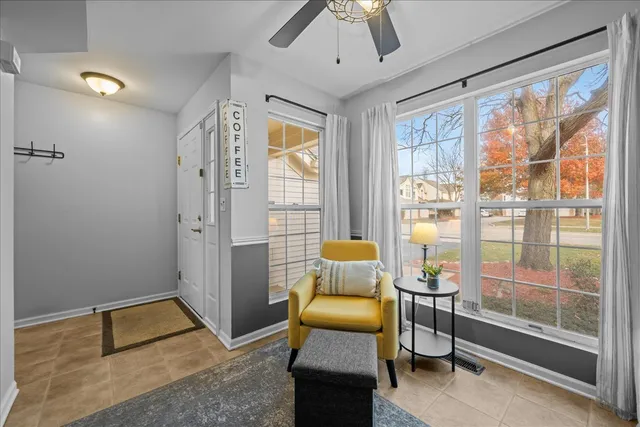 $320,000 | 8 Ione Drive, Unit C, South Elgin, IL 60177