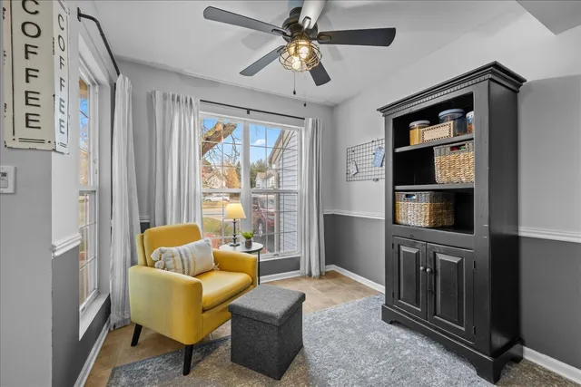 $320,000 | 8 Ione Drive, Unit C, South Elgin, IL 60177