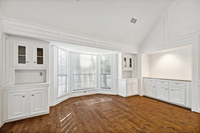 $3,200 | 4 Falling Star Road, The Woodlands, TX 77381