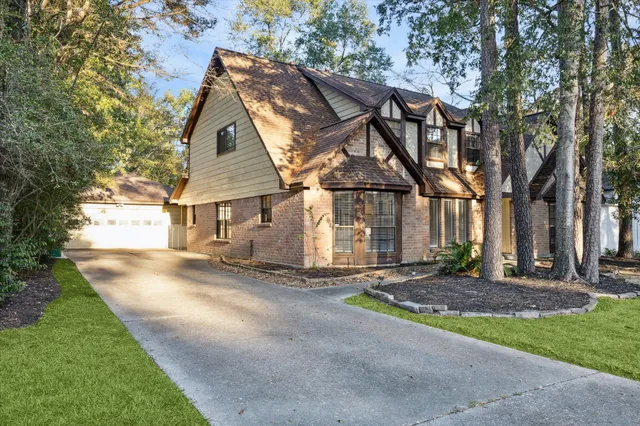 $3,200 | 4 Falling Star Road, The Woodlands, TX 77381