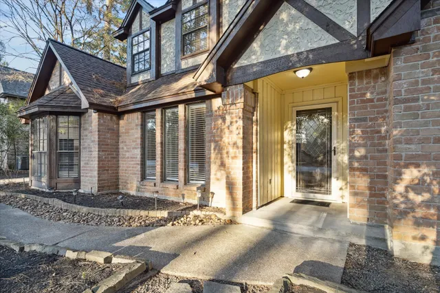 $3,200 | 4 Falling Star Road, The Woodlands, TX 77381