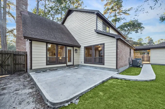 $3,200 | 4 Falling Star Road, The Woodlands, TX 77381