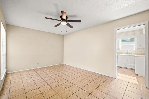 $1,495 | 611 Jamie Sue Drive, Converse, TX 78109