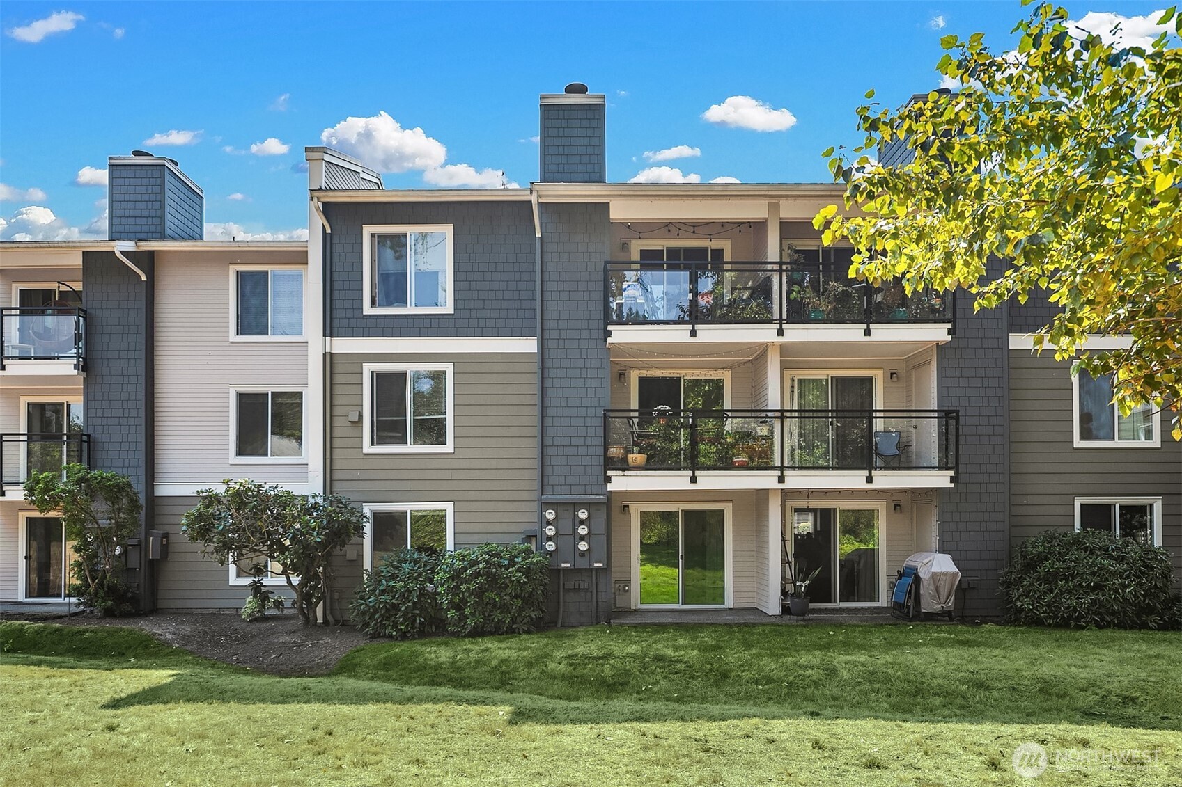 10838 East Riverside Drive, Unit C102 Bothell, WA 98011 - Photo 12 of 20 Gallery Image 12