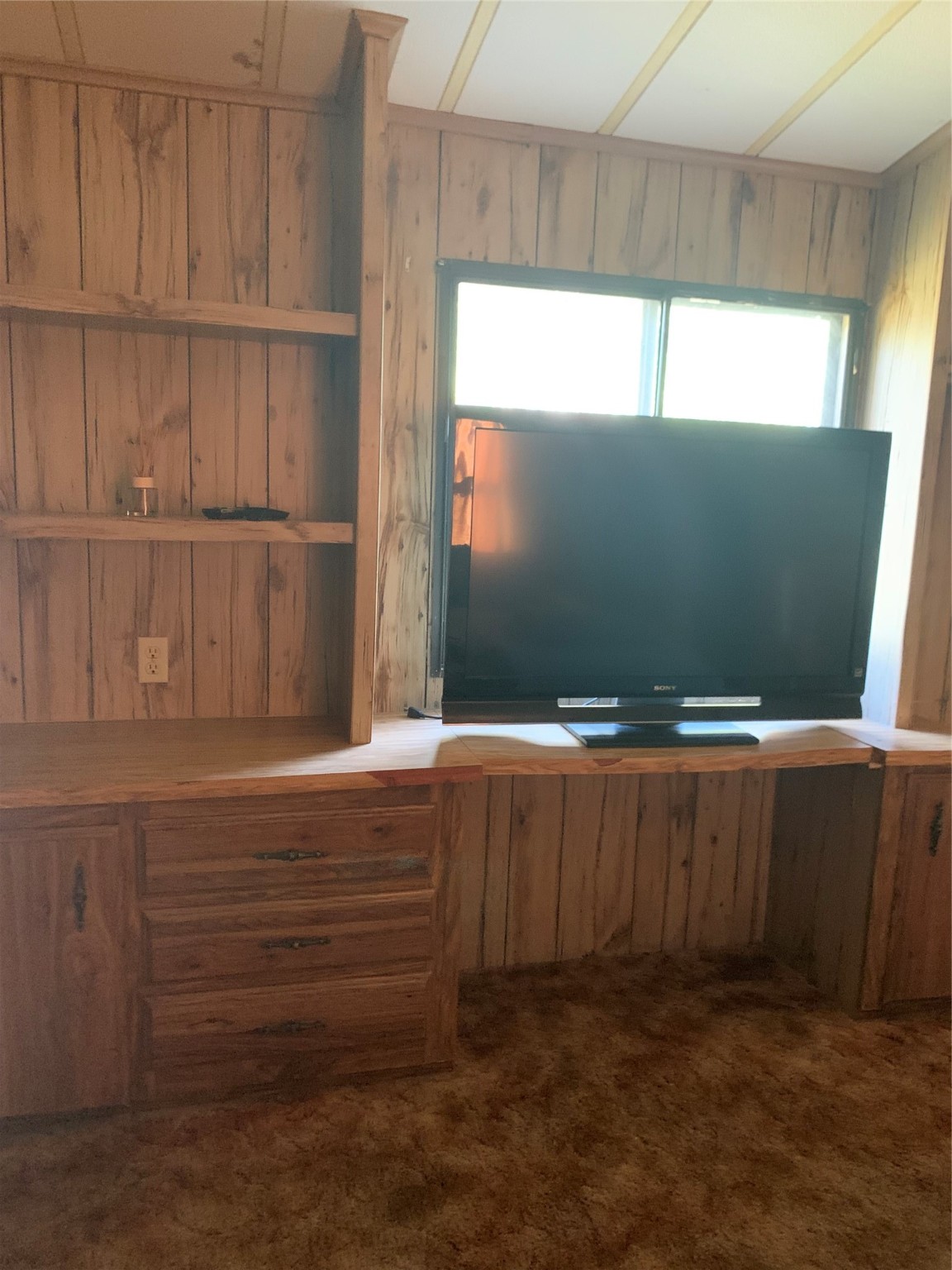 911 15th Street Port O'Connor, TX 77982 - Photo 15 of 22 a view of wooden floor