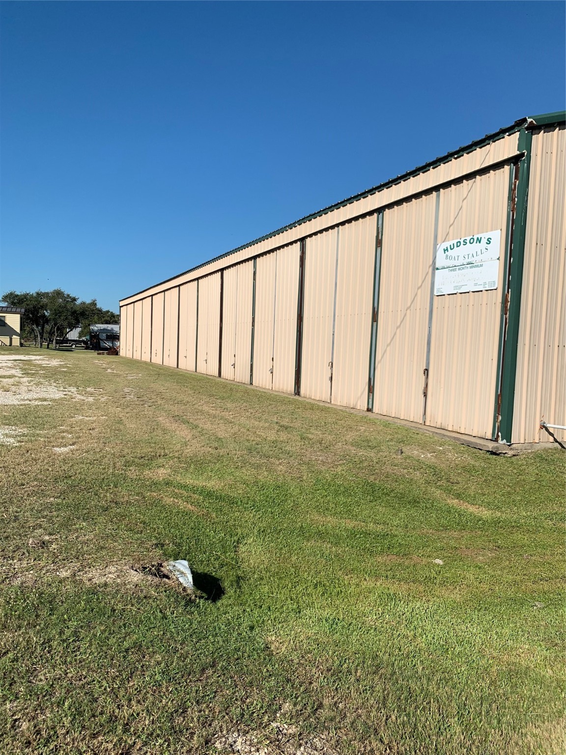 911 15th Street Port O'Connor, TX 77982 - Photo 5 of 22 a view of an outdoor space and porch