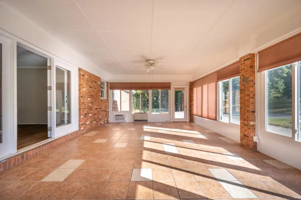 $499,900 | 329 Parkway Lane South, Floyd, VA 24091