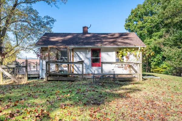 $499,900 | 329 Parkway Lane South, Floyd, VA 24091