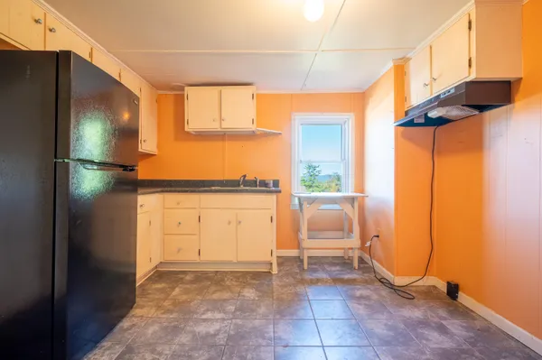 $499,900 | 329 Parkway Lane South, Floyd, VA 24091