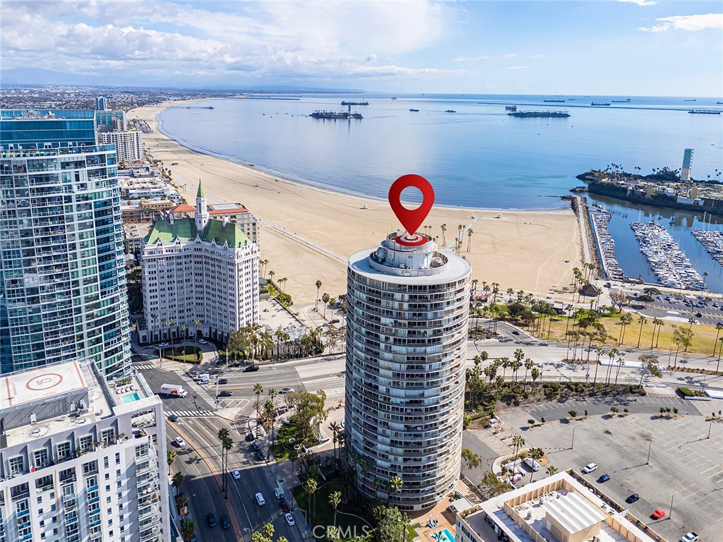 700 East Ocean Boulevard, Unit 3003 Long Beach, CA 90802 - Photo 2 of 39 a view of roof with two chairs