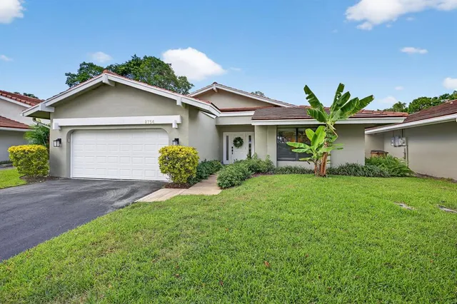 $5,500 | 2754 Deer Creek Kelly Brooke Lane, Deerfield Beach, FL 33442
