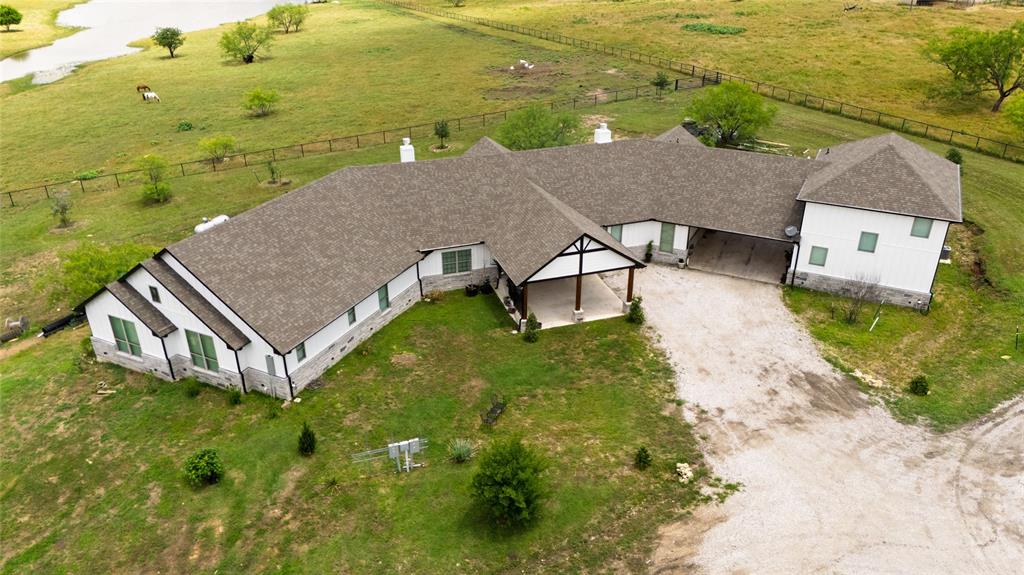 5559 County Road 4010 Decatur, TX 76234 - Photo 5 of 40