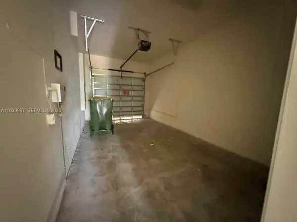 $2,300 | 320 Southeast 37th Terrace, Unit 320, Homestead, FL 33033