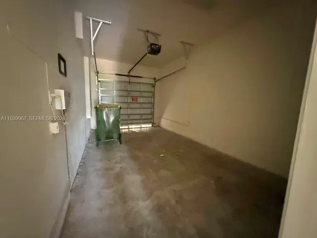 $2,300 | 320 Southeast 37th Terrace, Unit 320, Homestead, FL 33033