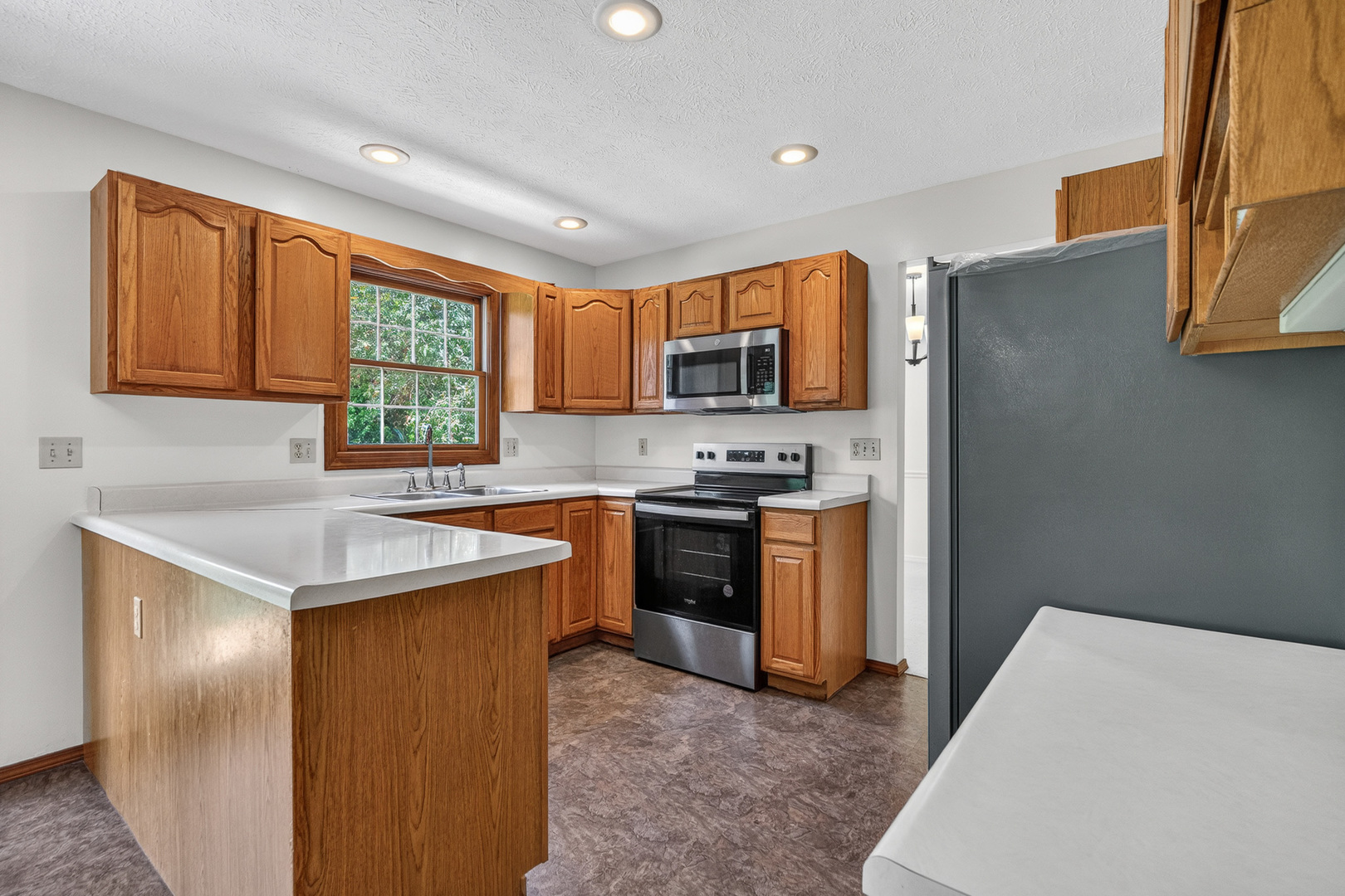 1410 Boyne Court Normal, IL 61761 - Photo 6 of 43