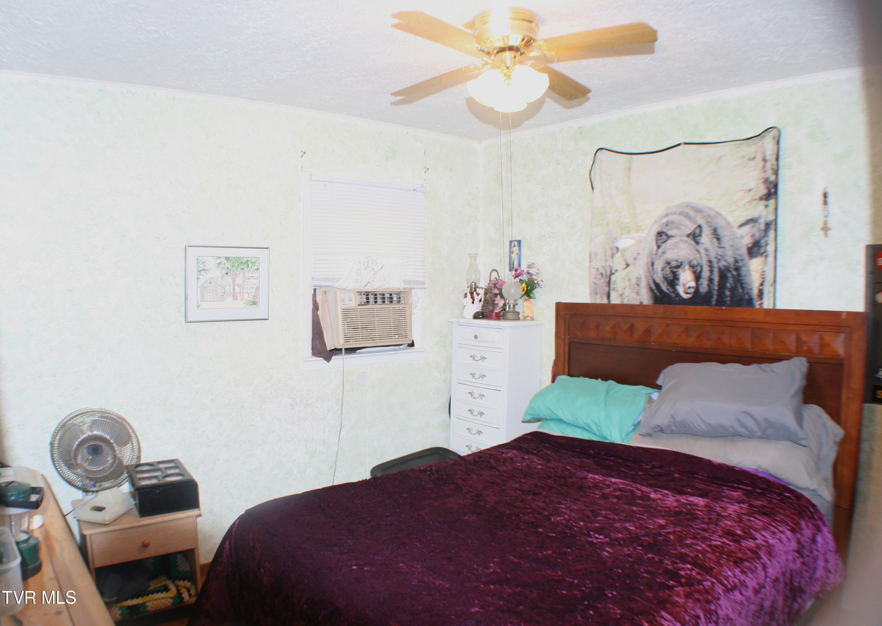 31452 Poor Valley Road Saltville, VA 24370 - Photo 14 of 25 Bedroom 1