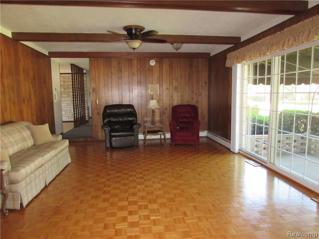 15325 Reeck Road Southgate, MI 48195 - Photo 24 of 34 IMG_1265.JPG