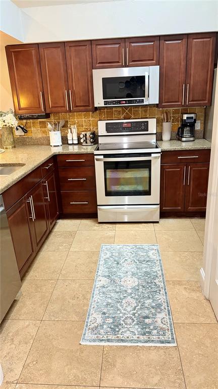 4700 Southwest Archer Road, Unit 26 Gainesville, FL 32608 - Photo 8 of 15 Gallery Image 8