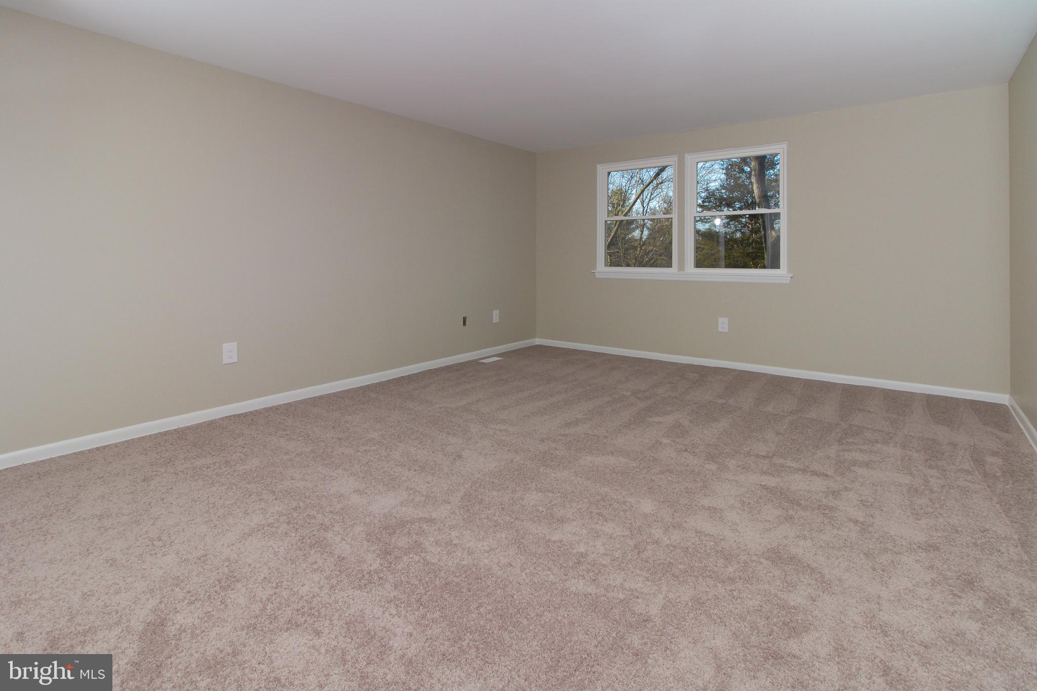 17629 Collier Circle Poolesville, MD 20837 - Photo 14 of 43 Gallery Image 14
