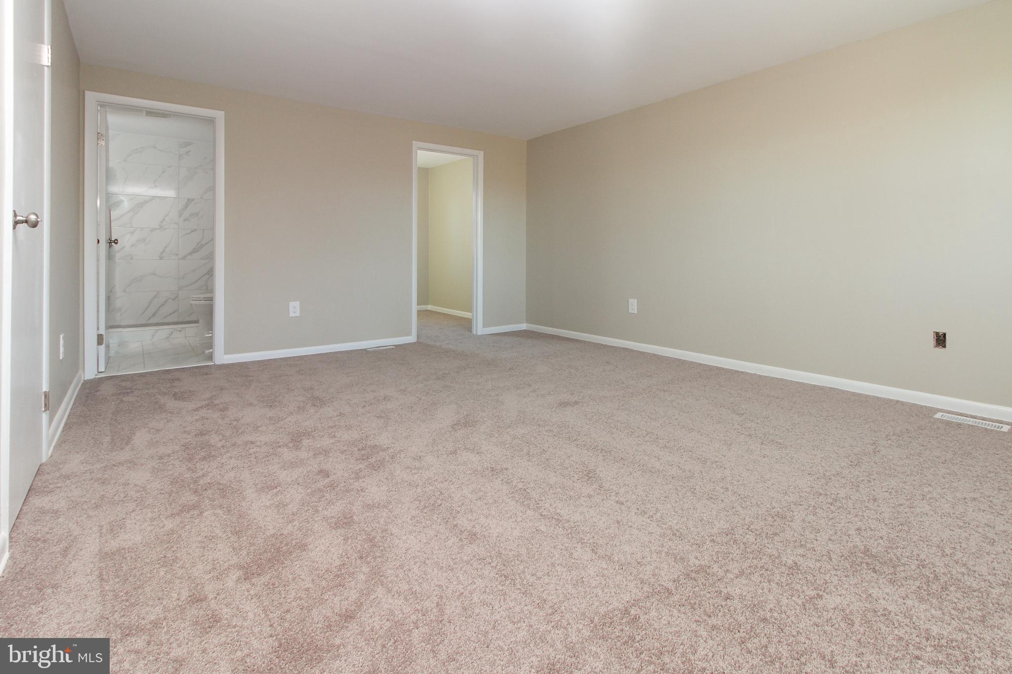 17629 Collier Circle Poolesville, MD 20837 - Photo 15 of 43 Gallery Image 15