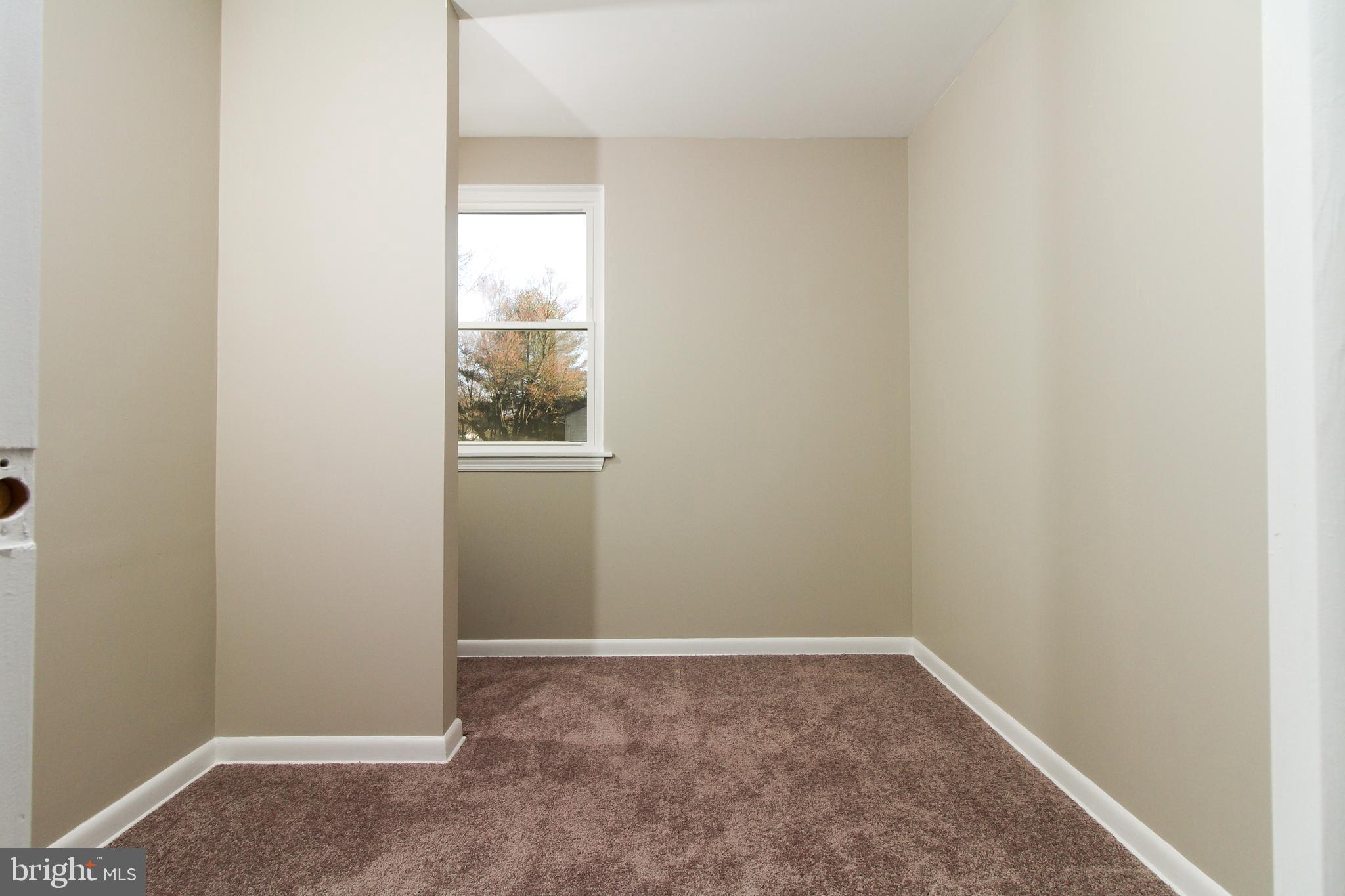 17629 Collier Circle Poolesville, MD 20837 - Photo 16 of 43 Gallery Image 16