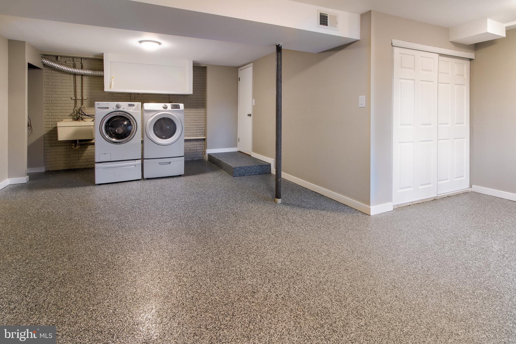 17629 Collier Circle Poolesville, MD 20837 - Photo 30 of 43 Gallery Image 30